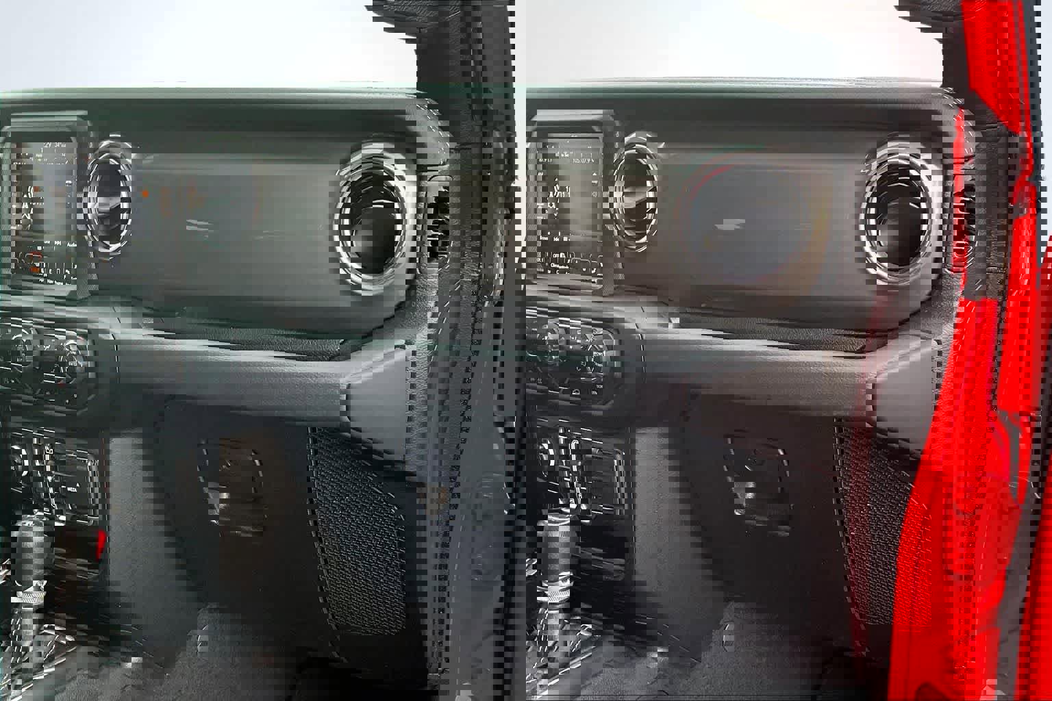 Used 2023 Jeep Wrangler Sahara image 24