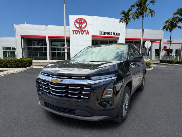 Used 2025 Chevrolet Equinox LT w/ Safety and Technology Package FWD image 3