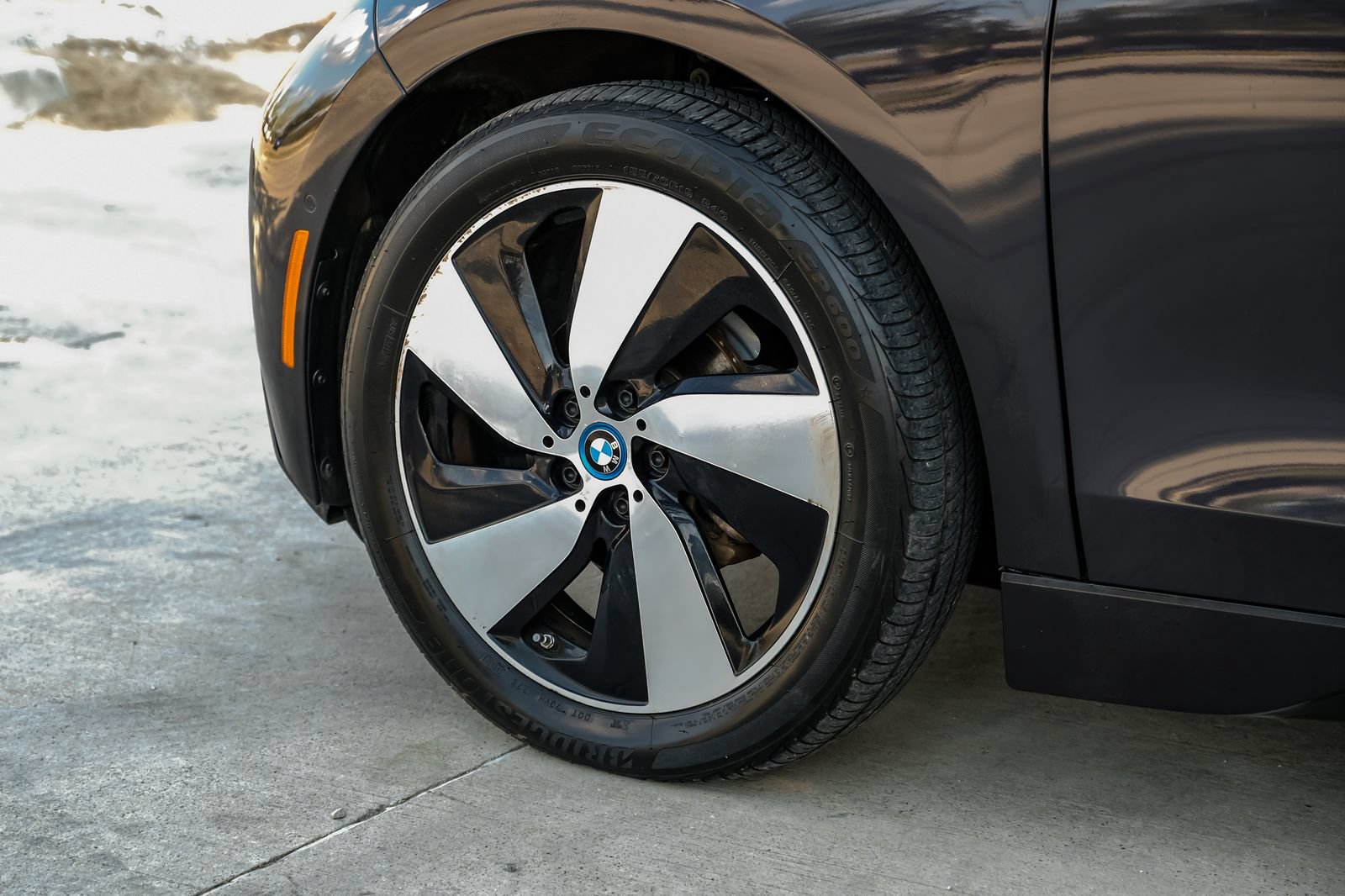 Used 2015 BMW i3 w/ Range Extender RWD image 51