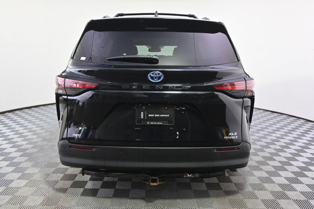 Used 2021 Toyota Sienna XLE w/ XLE Plus Package AWD/4WD image 5