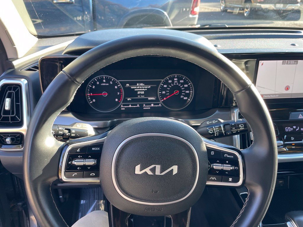 Used 2022 Kia Sorento SX AWD/4WD image 15