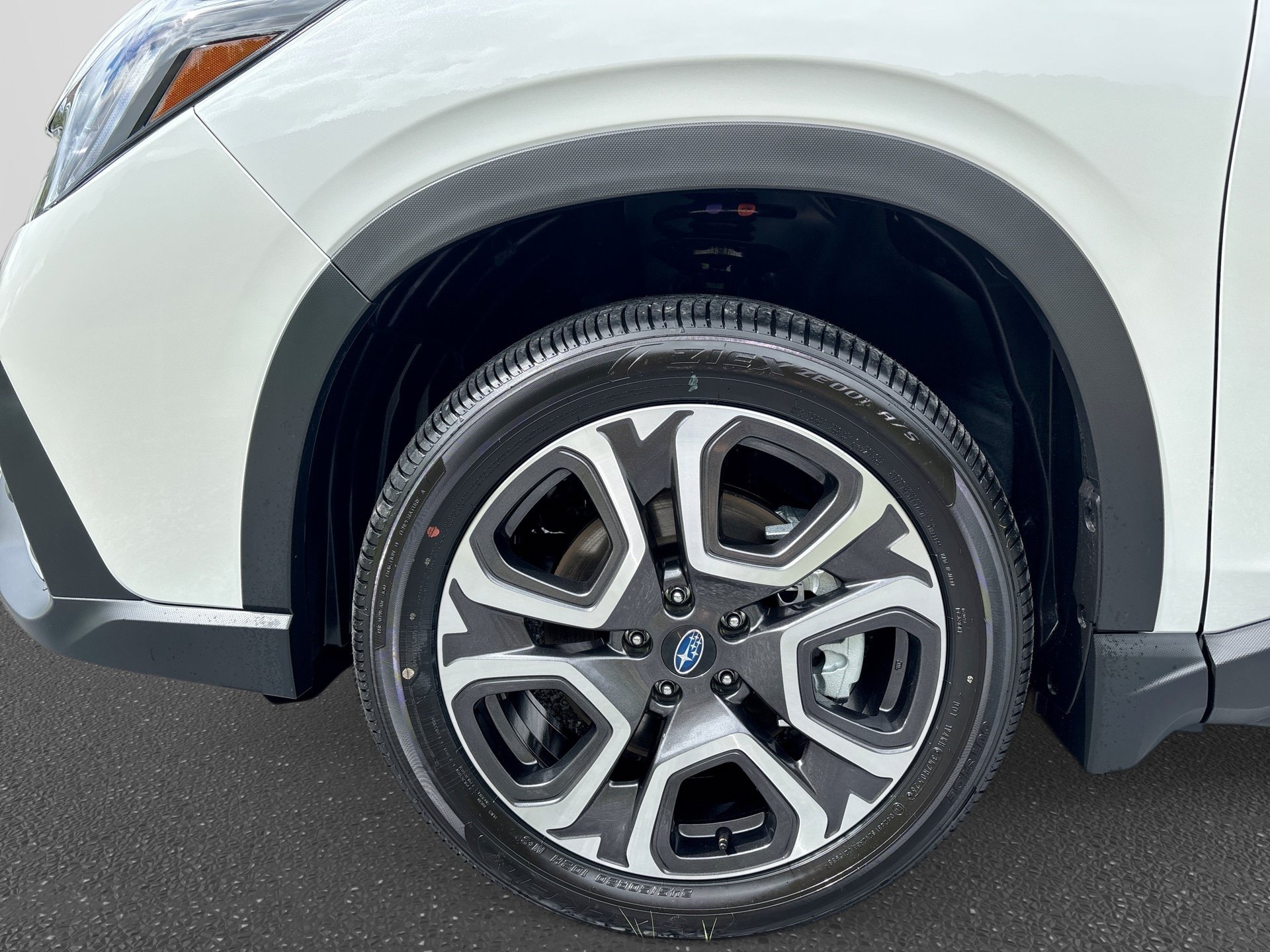 New 2026 Subaru Ascent Limited AWD/4WD image 14