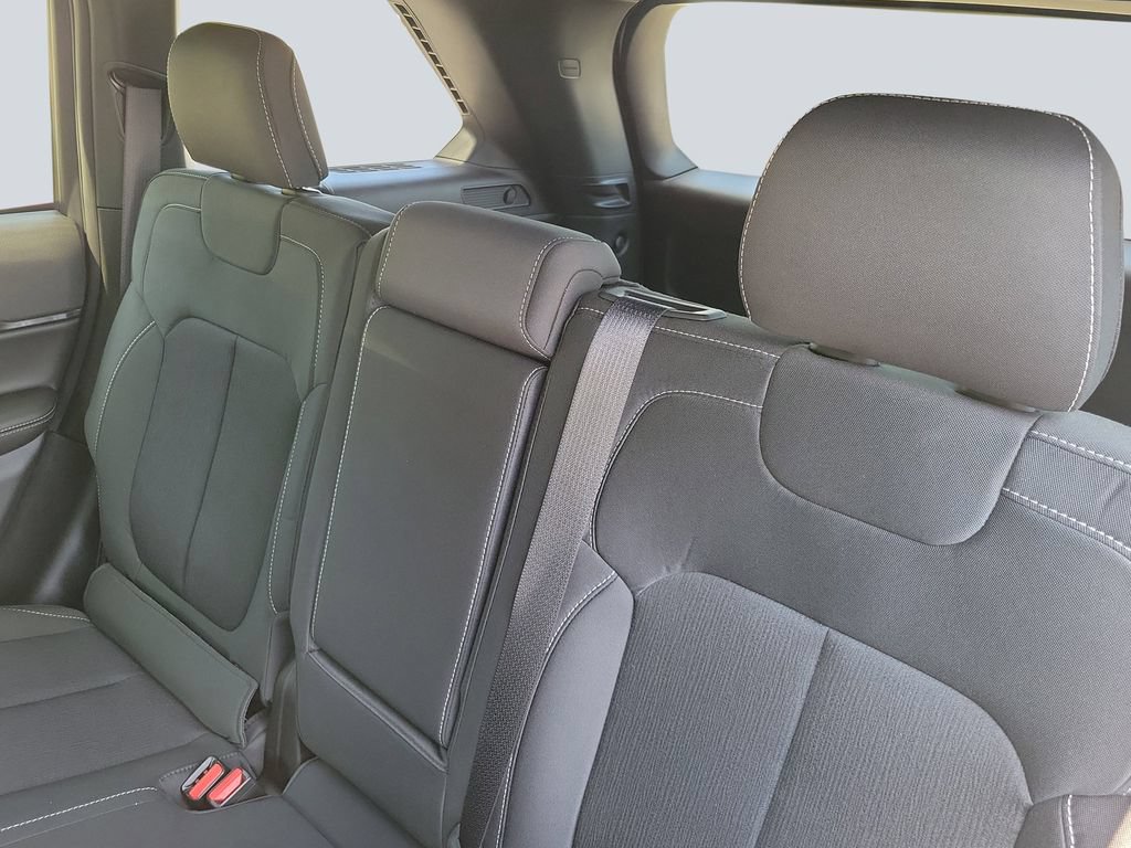 New 2026 Jeep Grand Cherokee Laredo RWD image 29