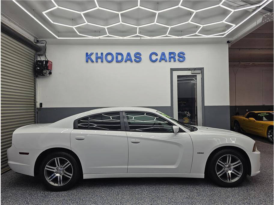 Used 2014 Dodge Charger R/T RWD image 5
