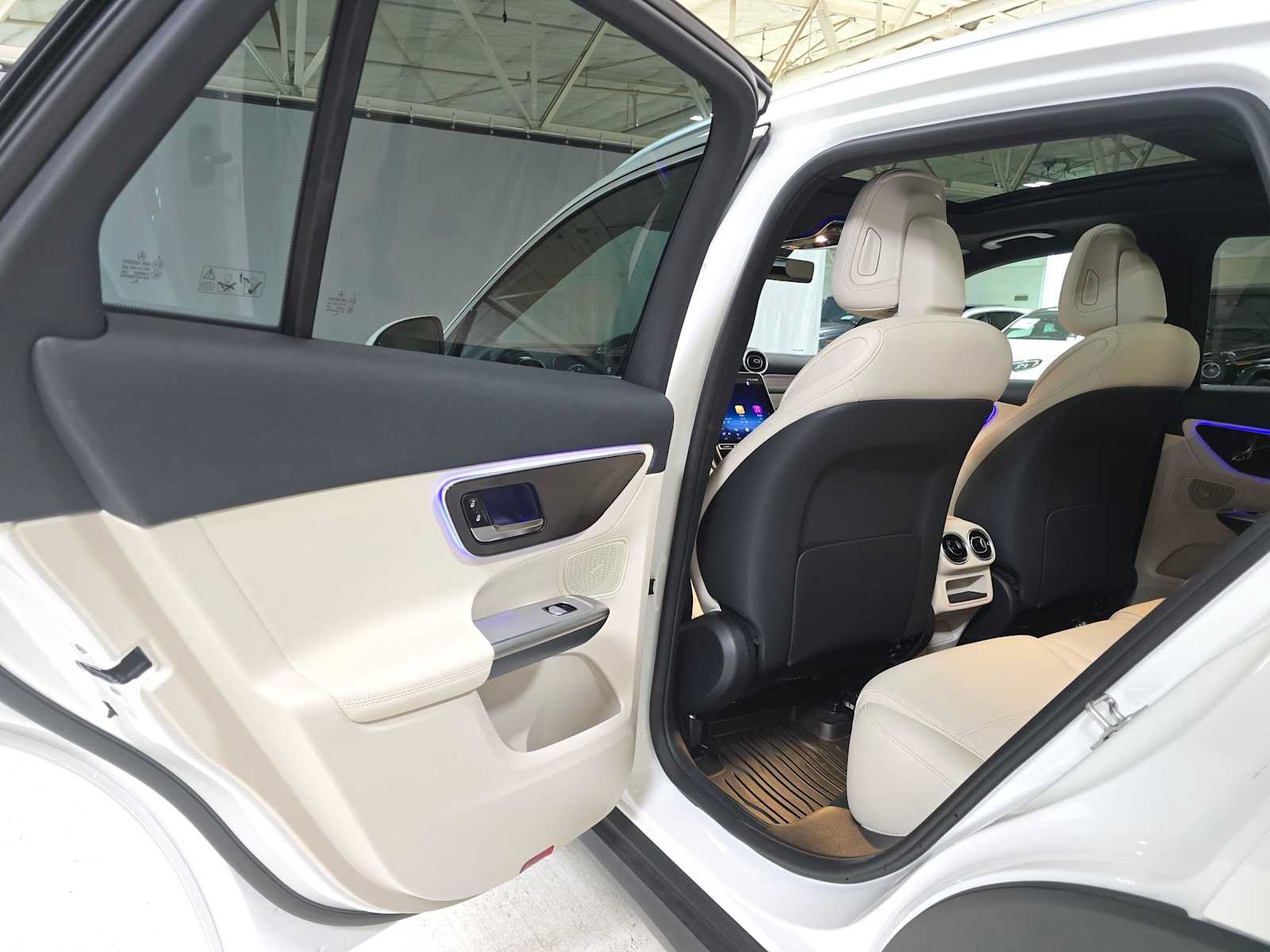 Certified 2026 Mercedes-Benz GLC 300 4MATIC image 15