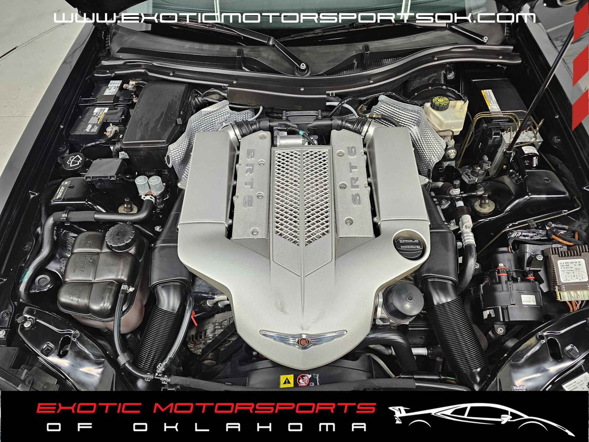 Used 2005 Chrysler Crossfire SRT-6 RWD image 5