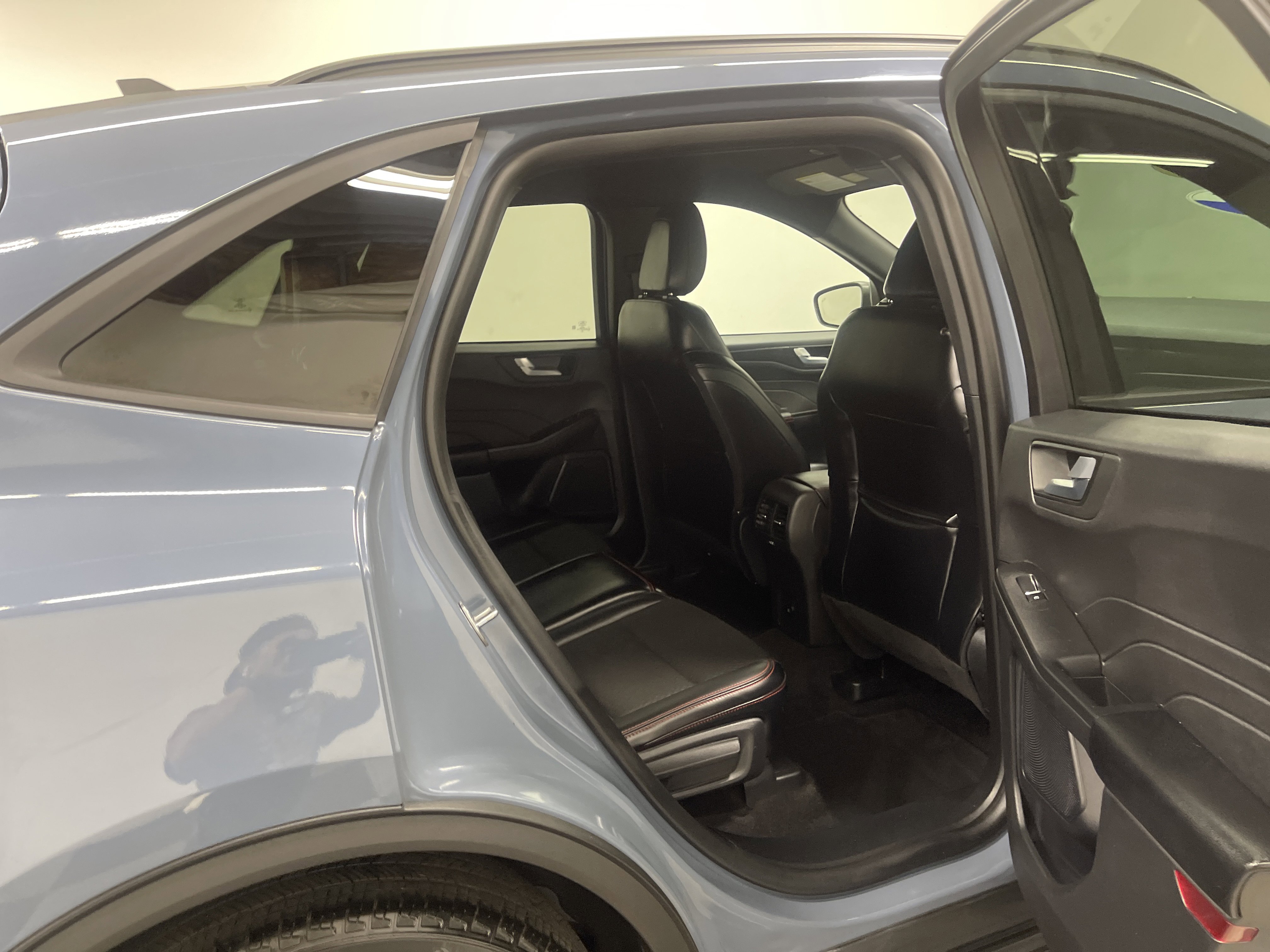 Used 2025 Ford Escape ST-Line image 21