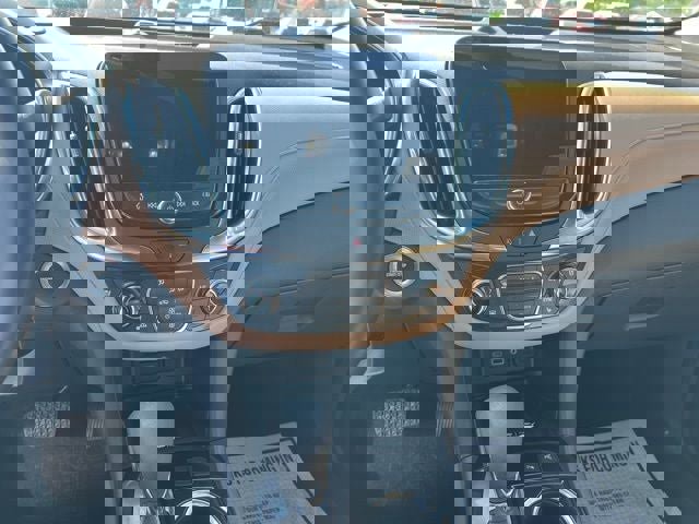 Used 2023 Chevrolet Equinox Premier FWD image 14