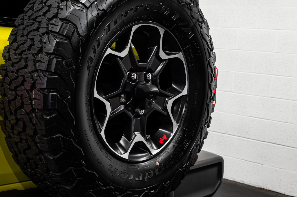 Used 2023 Jeep Wrangler Unlimited Rubicon AWD/4WD image 21