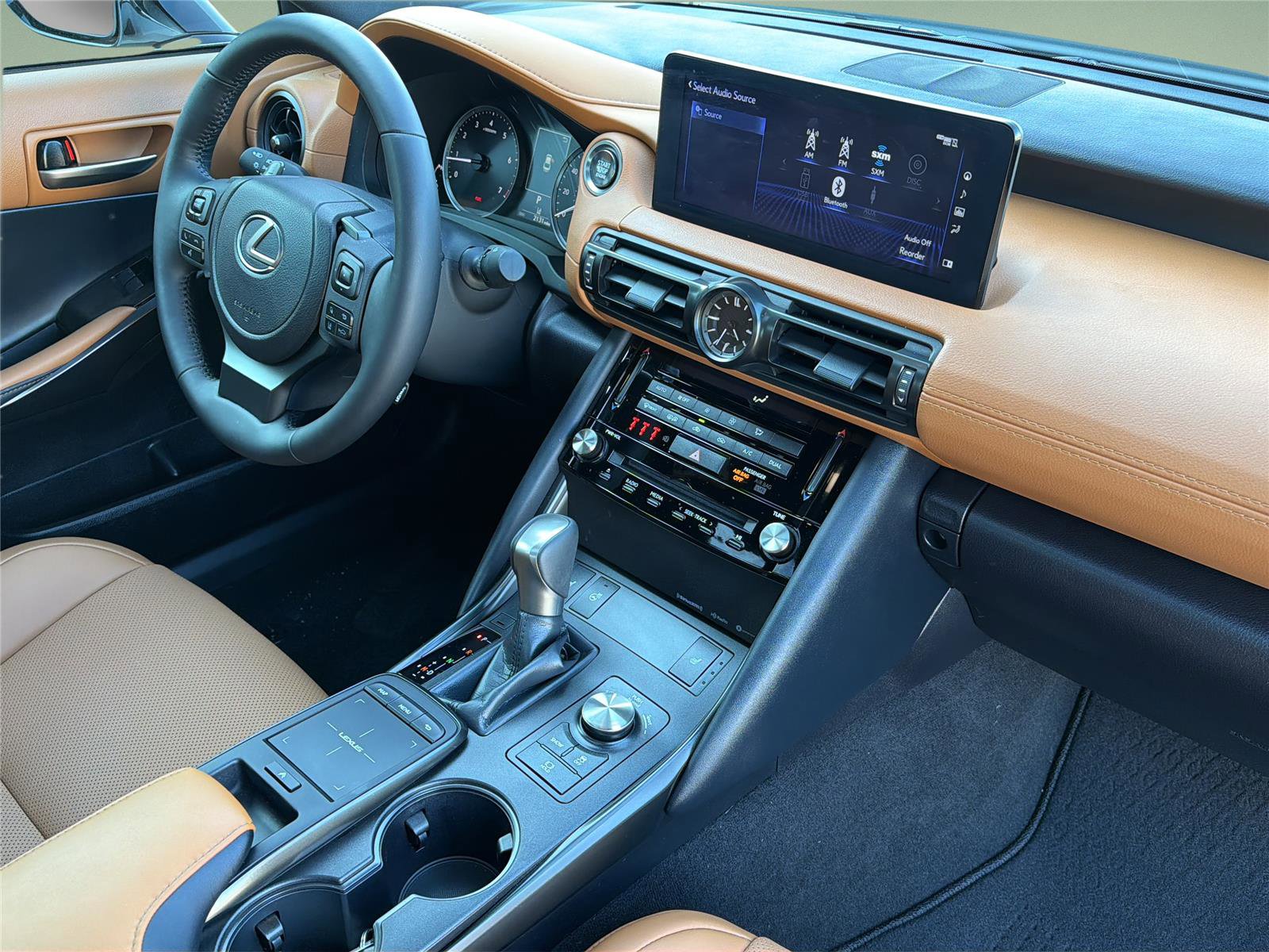 Used 2025 Lexus IS 350 F Sport image 23