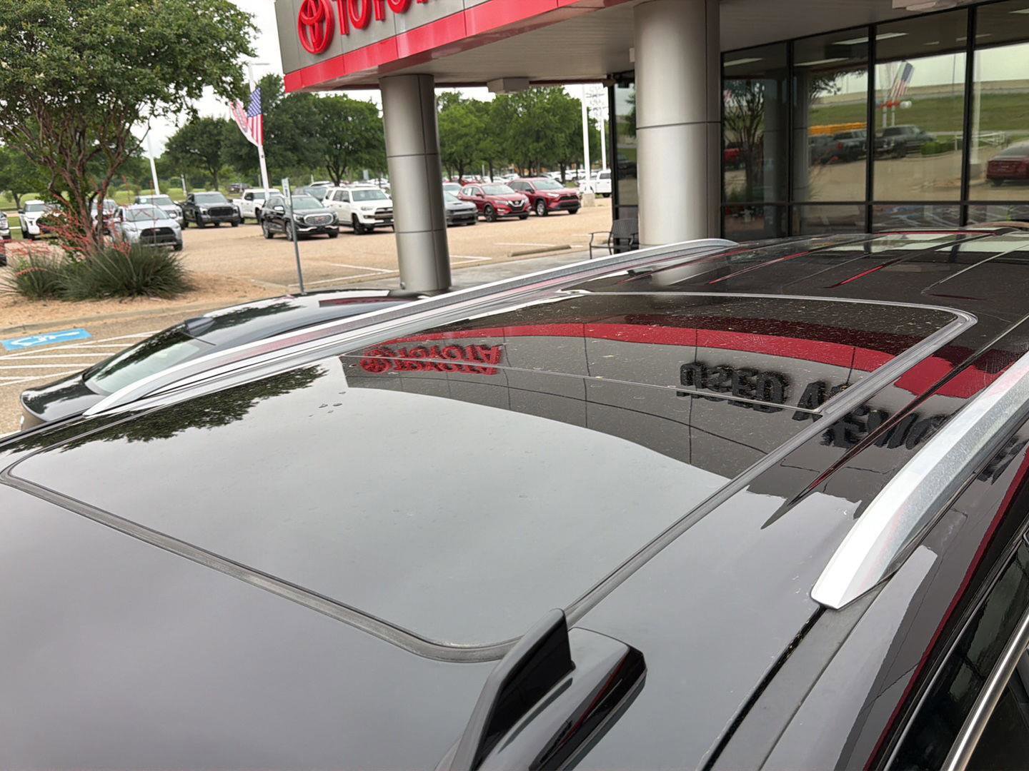 Used 2022 GMC Yukon Denali AWD/4WD image 13