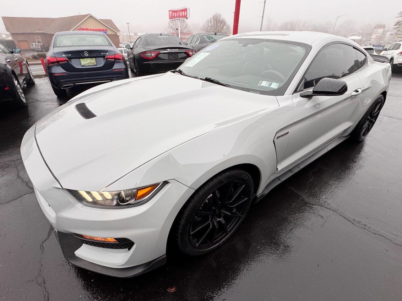 Used 2016 Ford Mustang Shelby GT350 w/ Technology Package image 12