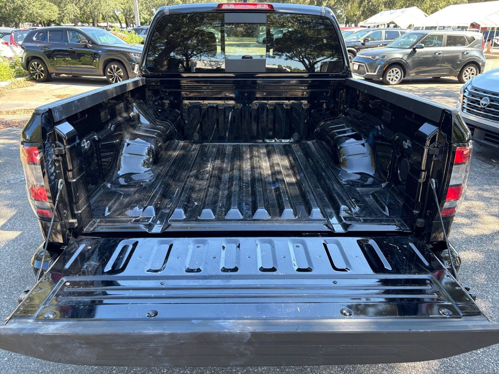 Used 2026 Nissan Frontier PRO-4X AWD/4WD image 30