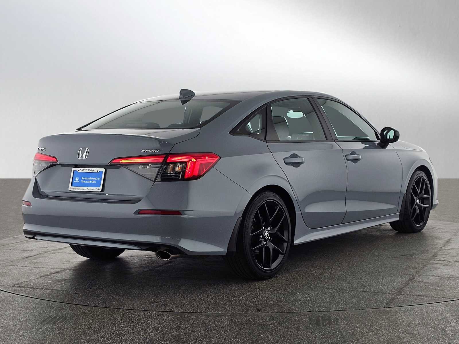 Used 2023 Honda Civic Sport image 3