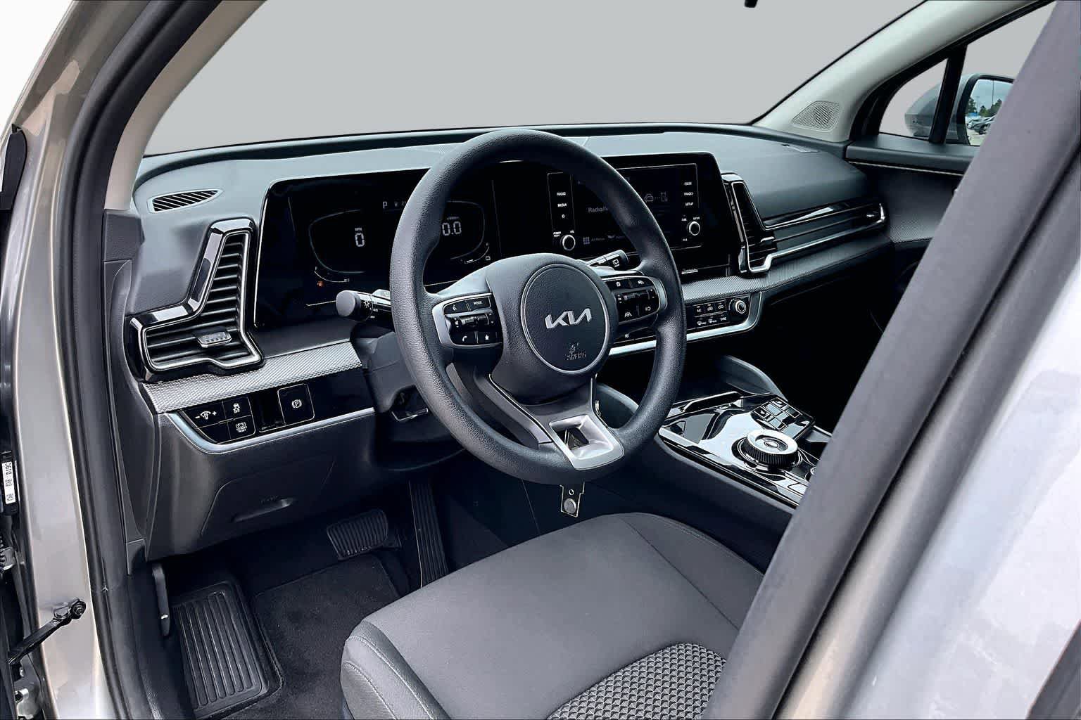 Certified 2024 Kia Sportage LX AWD/4WD image 17