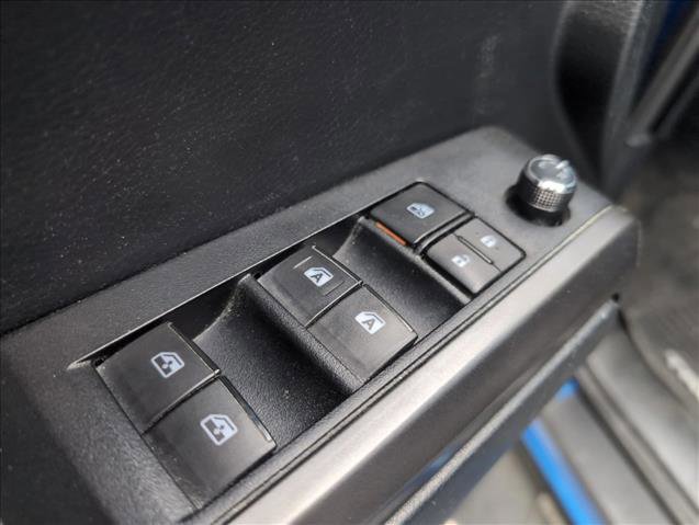 Used 2018 Toyota Tacoma TRD Sport w/ Technology Package image 17