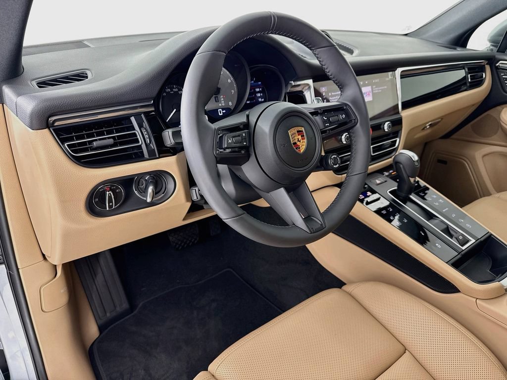 New 2026 Porsche Macan S AWD/4WD image 4