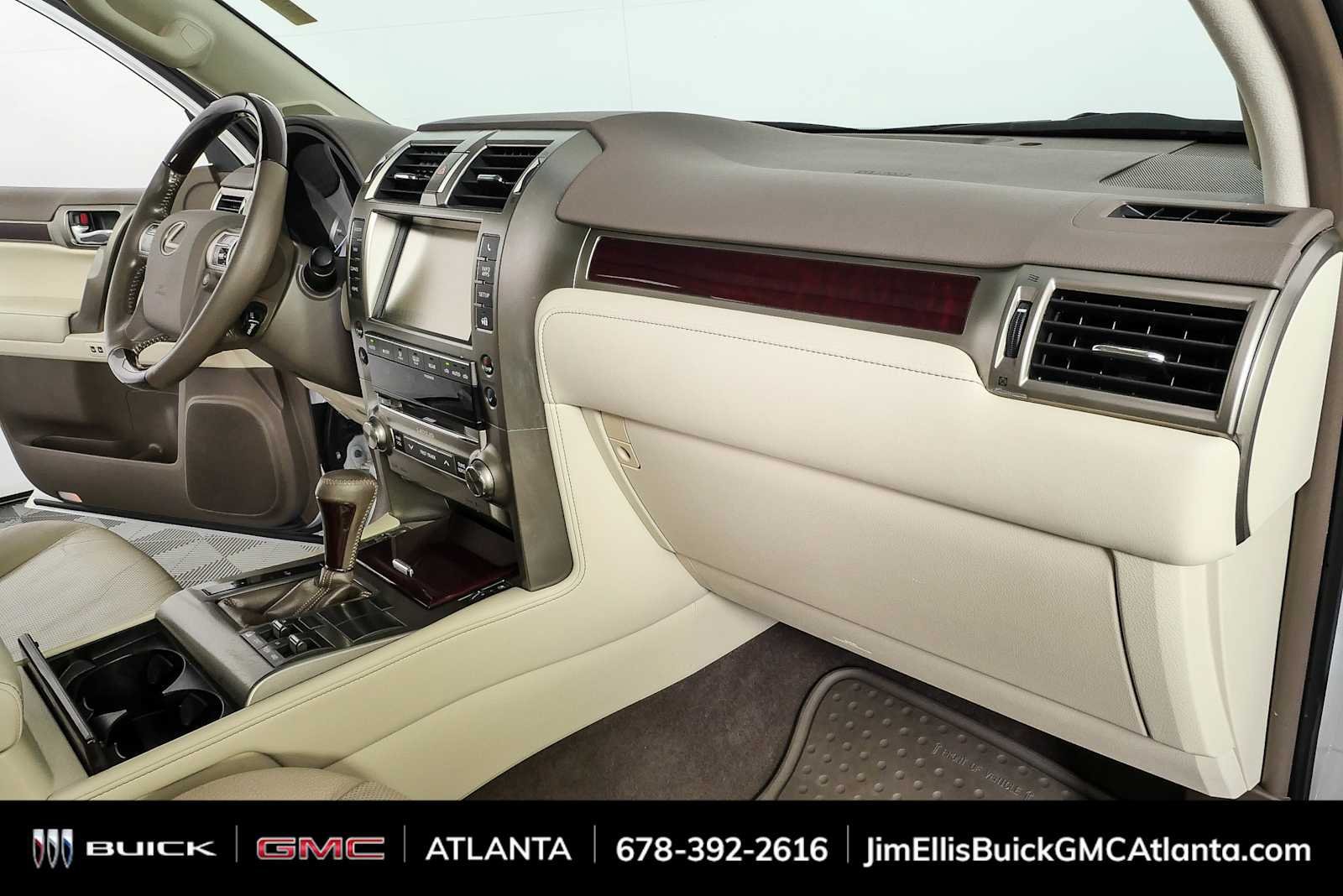 Used 2019 Lexus GX 460 Premium w/ Premium Package AWD/4WD image 24