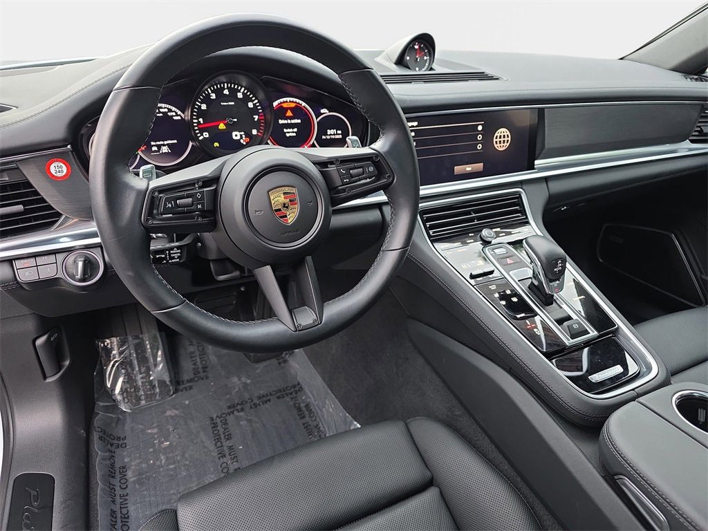 Used 2023 Porsche Panamera 4 Platinum Edition image 19