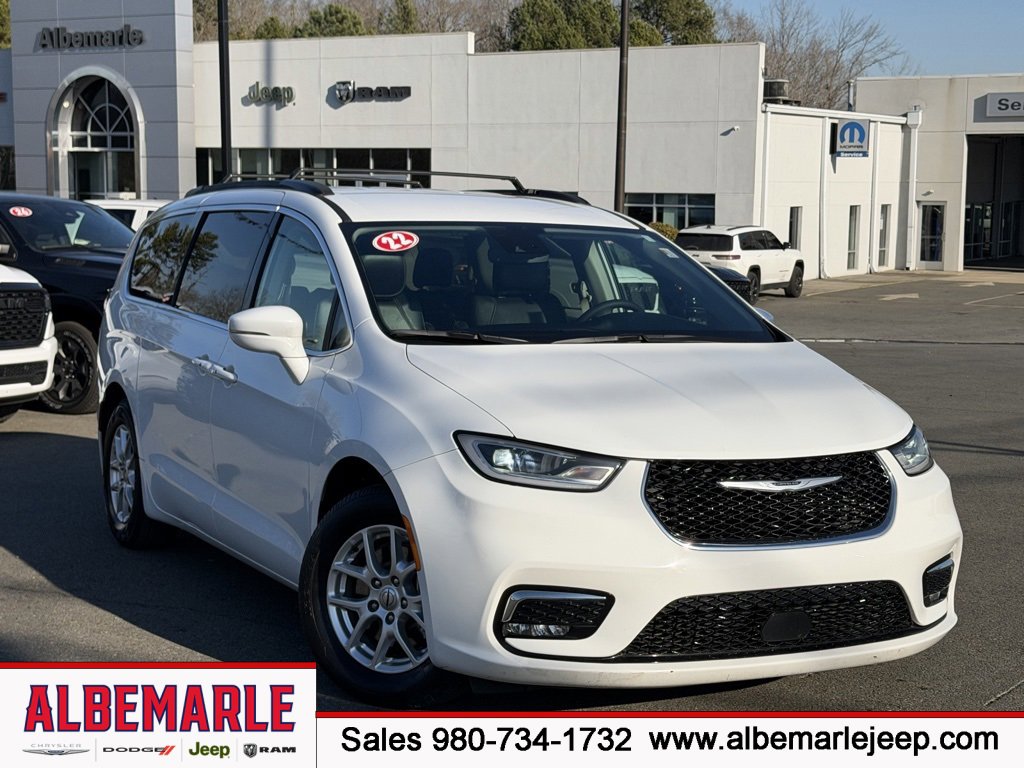 Used 2022 Chrysler Pacifica Touring-L