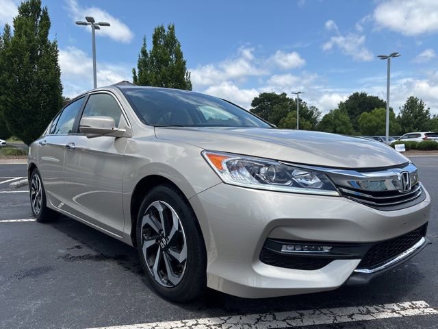 Used 2017 Honda Accord EX-L image 3