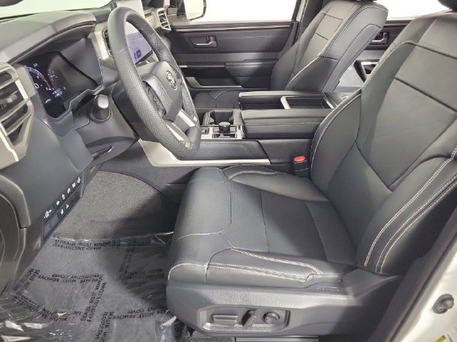 Used 2026 Toyota Tundra Limited AWD/4WD image 19
