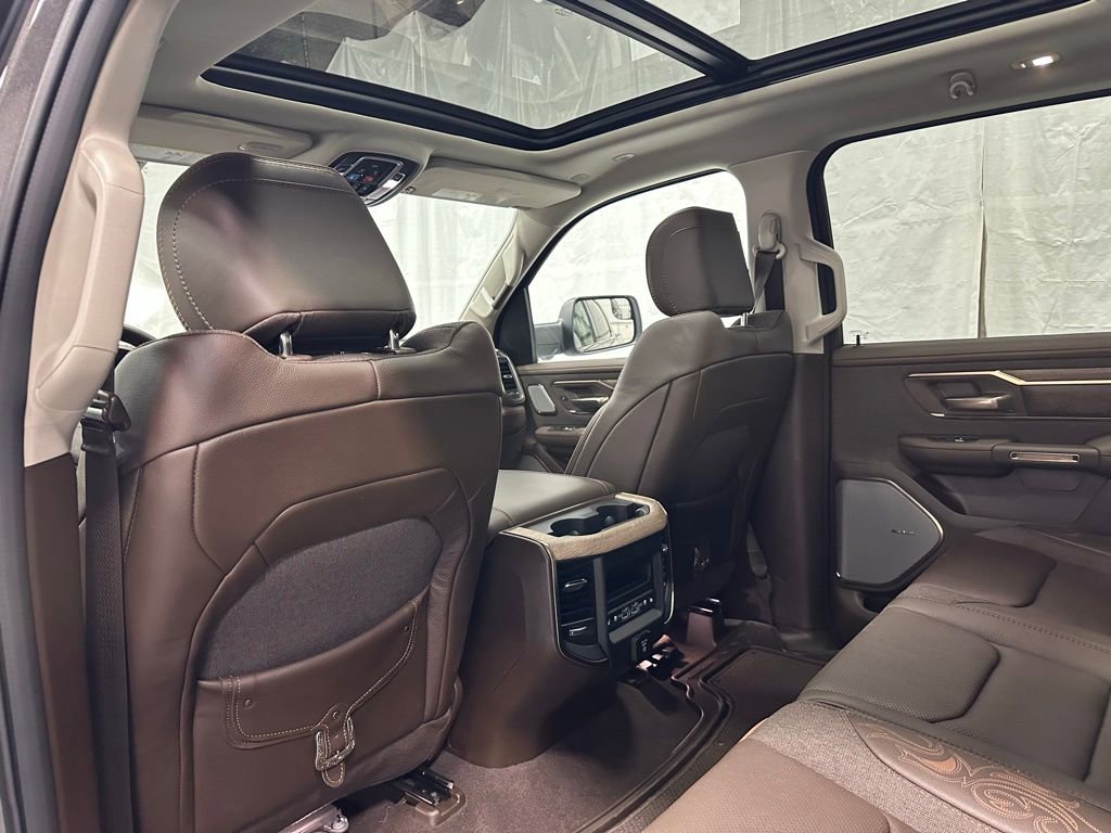 Used 2026 RAM 1500 Limited AWD/4WD image 45