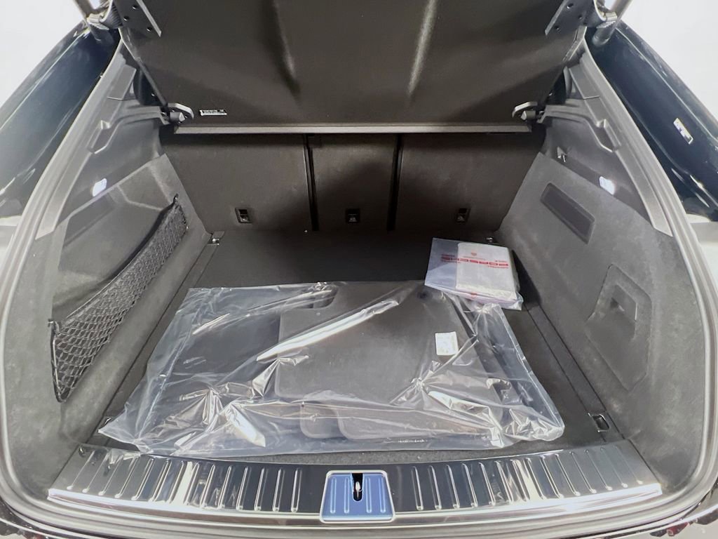 New 2026 Porsche Cayenne Coupe image 28