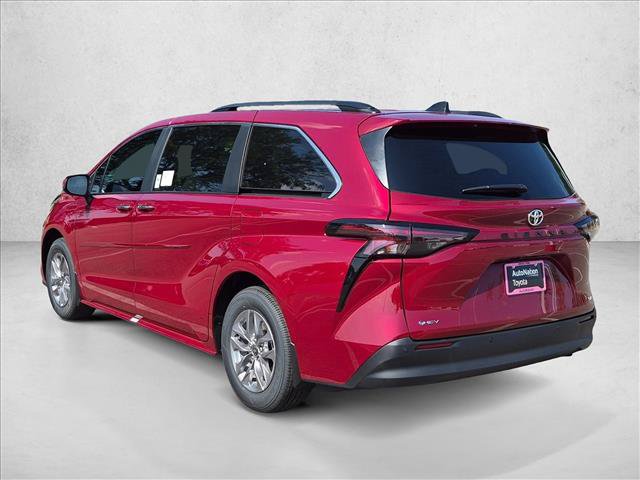 New 2026 Toyota Sienna XLE FWD image 9