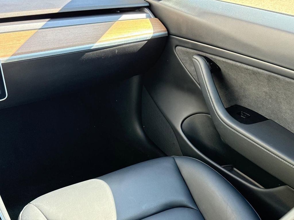 Used 2020 Tesla Model 3 Long Range AWD/4WD image 14