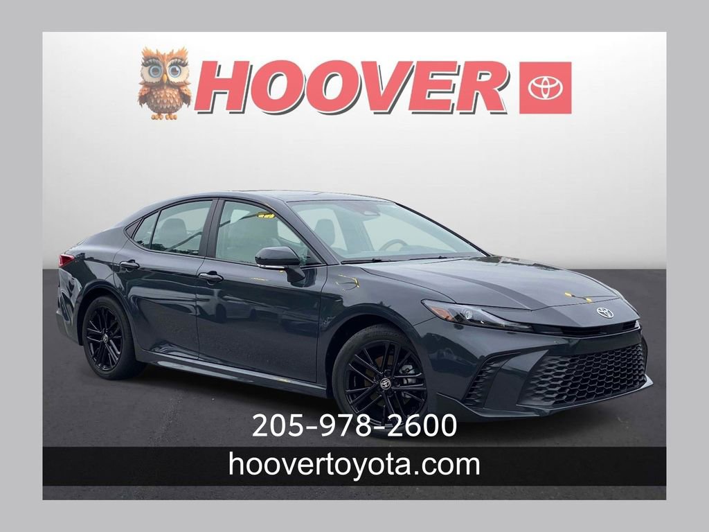 Used 2026 Toyota Camry SE FWD image 1