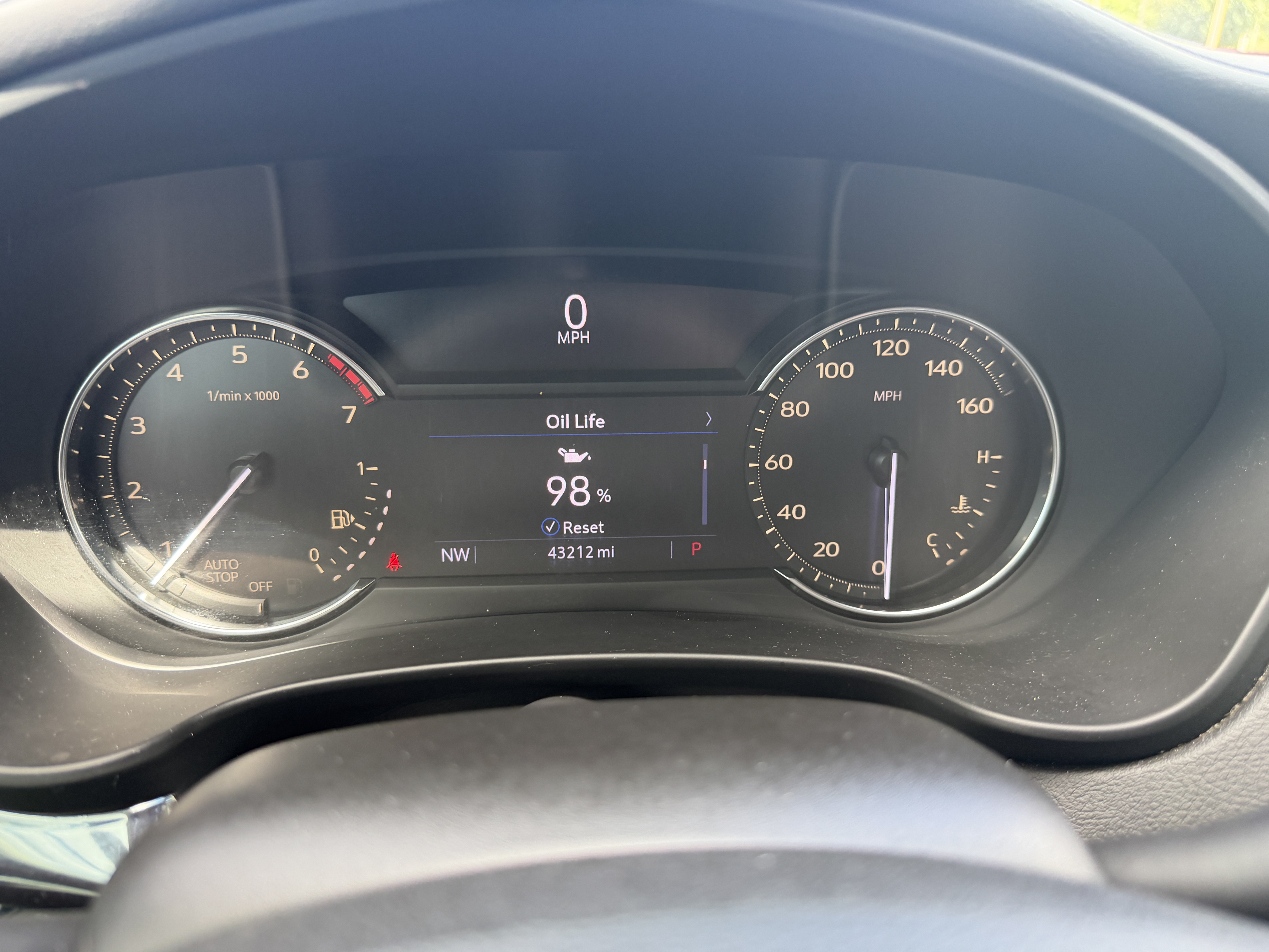 Used 2020 Cadillac XT4 Luxury FWD image 29