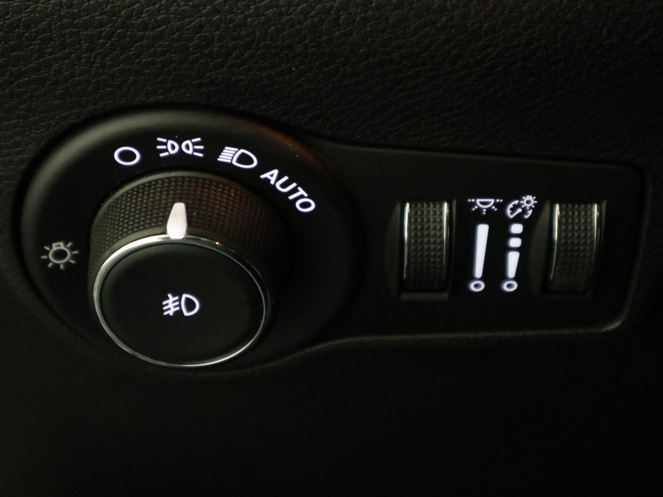 Used 2022 Jeep Compass Latitude w/ Convenience Group image 33