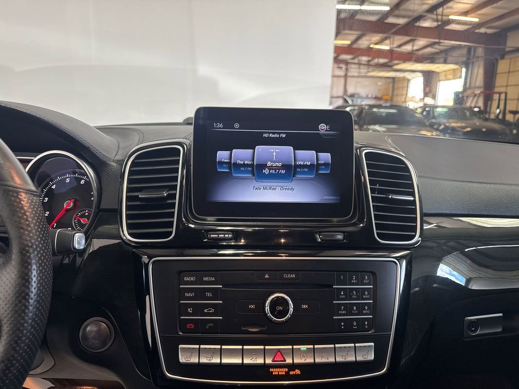 Used 2018 Mercedes-Benz GLS 550 4MATIC image 16