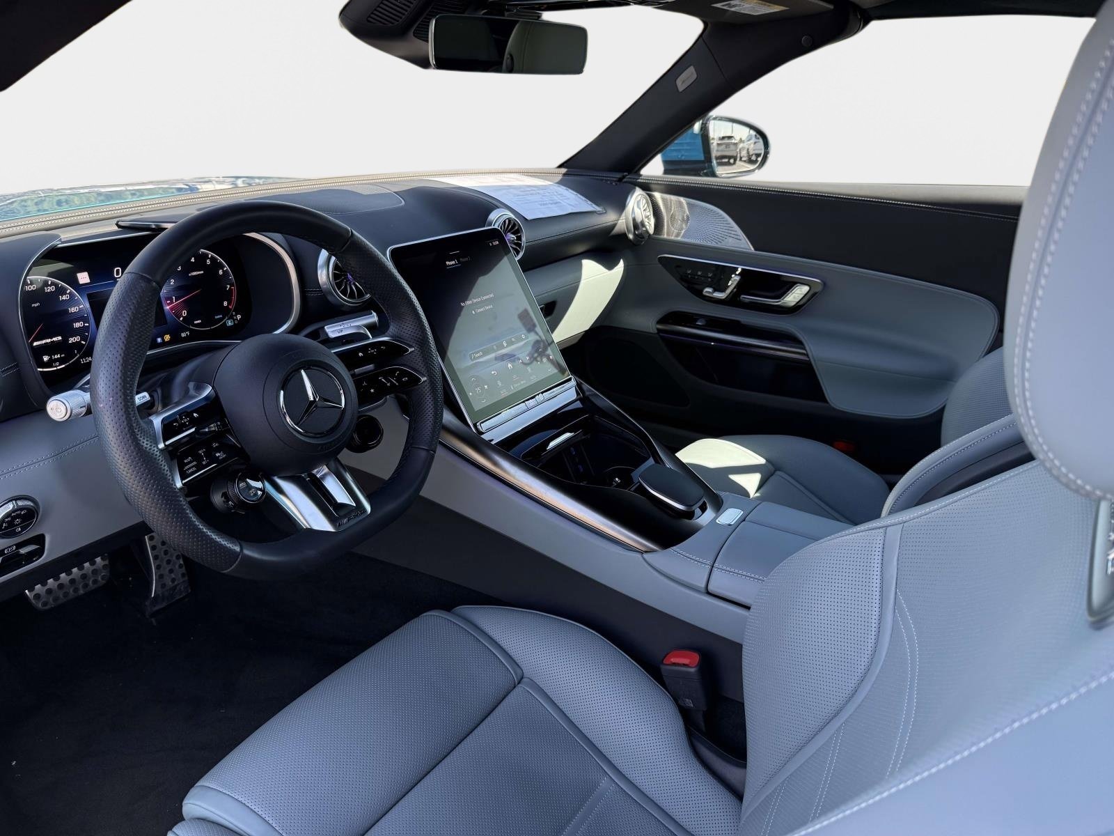 Used 2023 Mercedes-Benz SL 43 AMG image 30