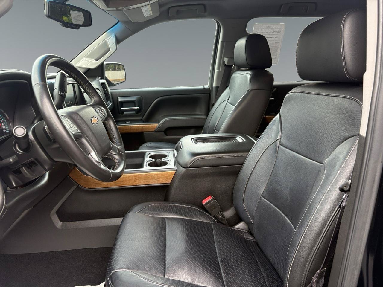 Used 2016 Chevrolet Silverado 1500 LTZ w/ LTZ Plus Package AWD/4WD image 9