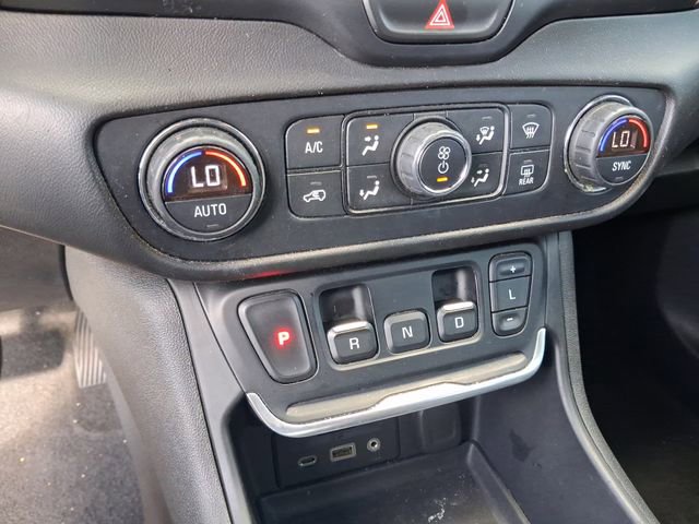Used 2020 GMC Terrain SLT AWD/4WD image 19