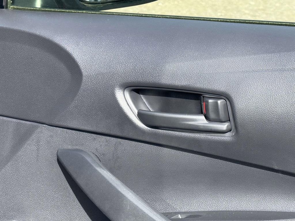 Used 2022 Toyota Corolla LE FWD image 8