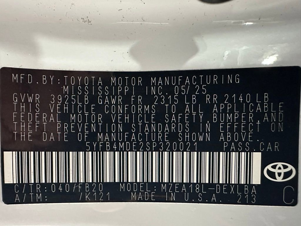 Used 2025 Toyota Corolla LE image 11