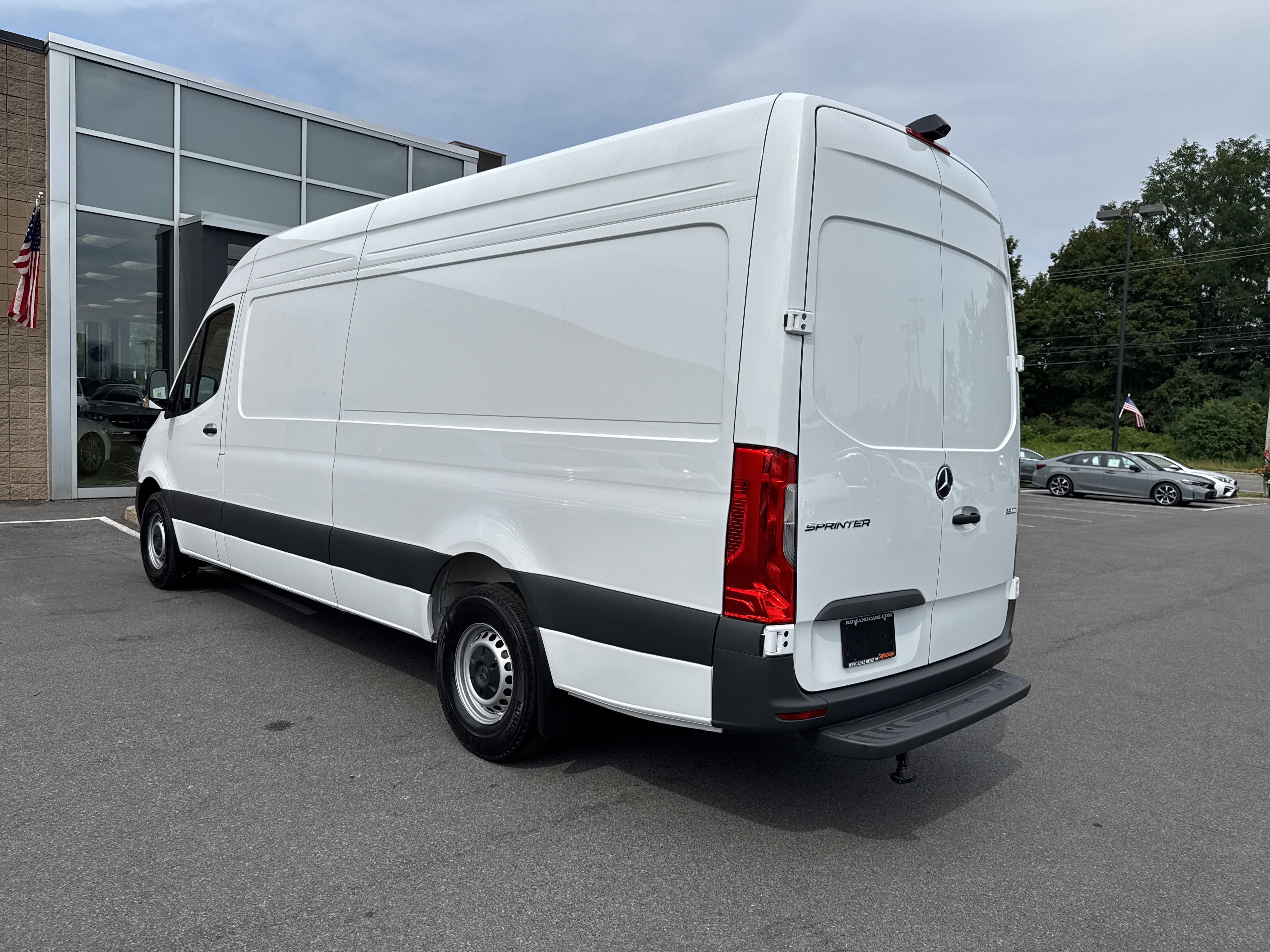 New 2025 Mercedes-Benz Sprinter 2500 image 5