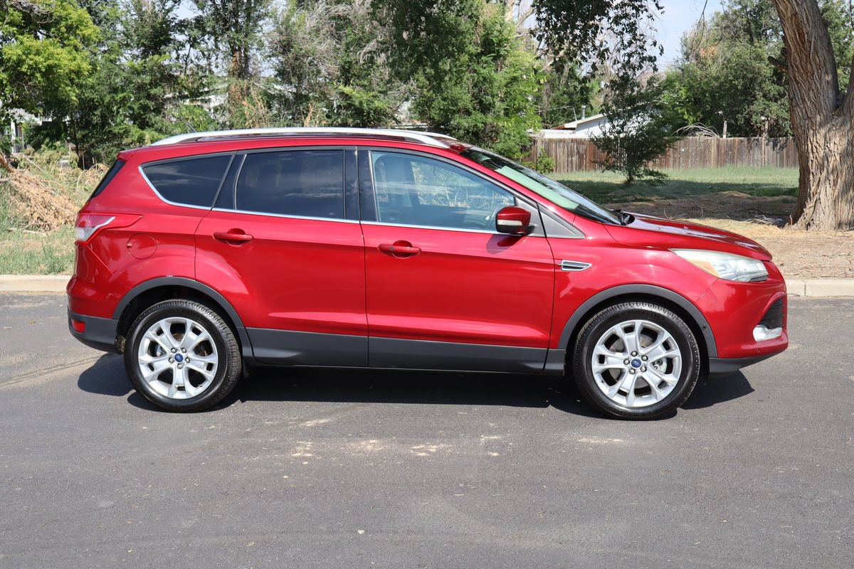 Used 2016 Ford Escape Titanium w/ Equipment Group 301A AWD/4WD image 3