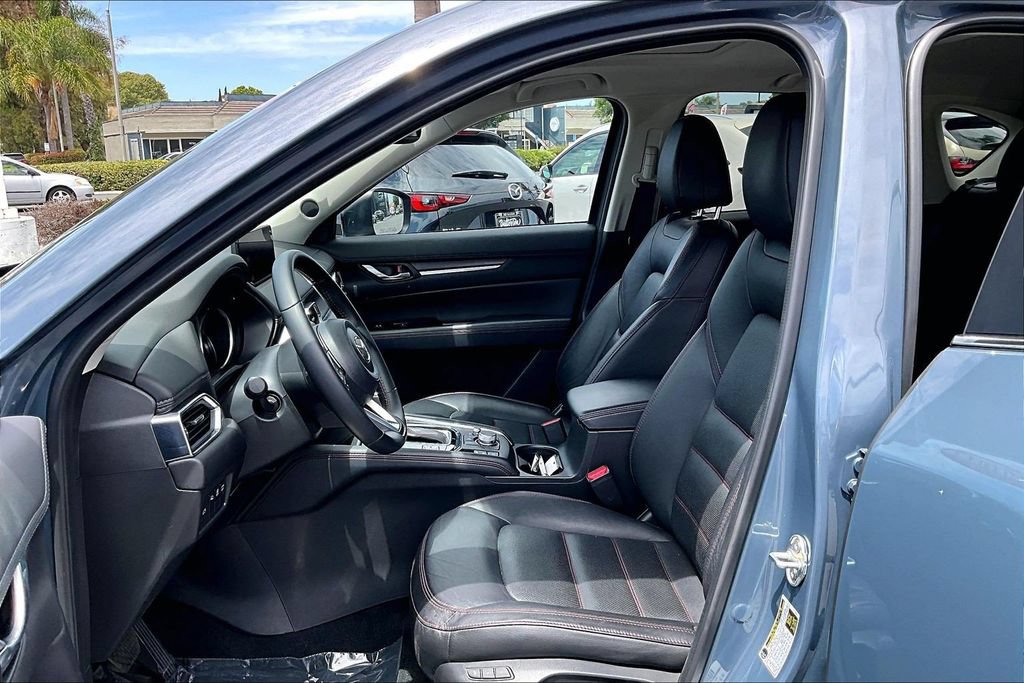 Certified 2025 MAZDA CX-5 Carbon Edition AWD/4WD image 13