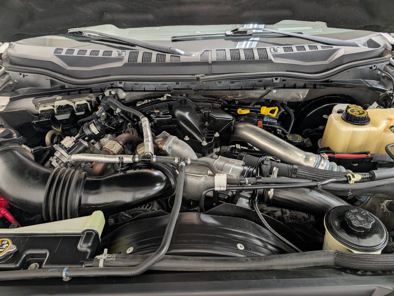 Used 2019 Ford F250 Platinum w/ Platinum Ultimate Package image 21