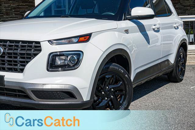 Used 2022 Hyundai Venue SE FWD image 5
