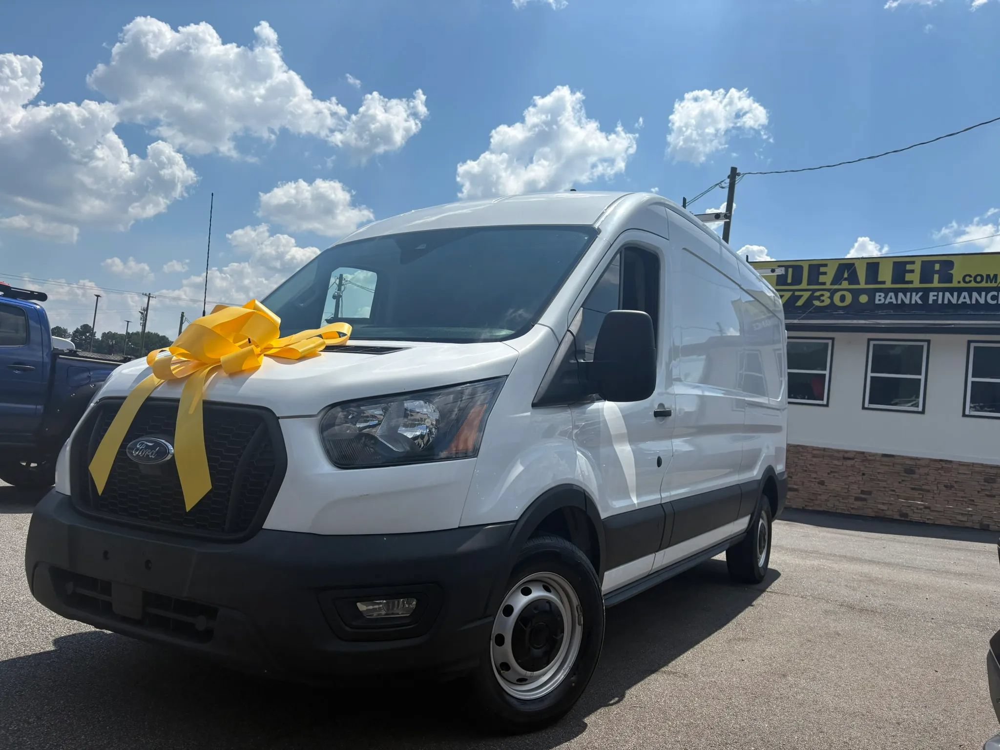 Used 2021 Ford Transit 250 Medium Roof w/ Load Area Protection Package RWD image 2
