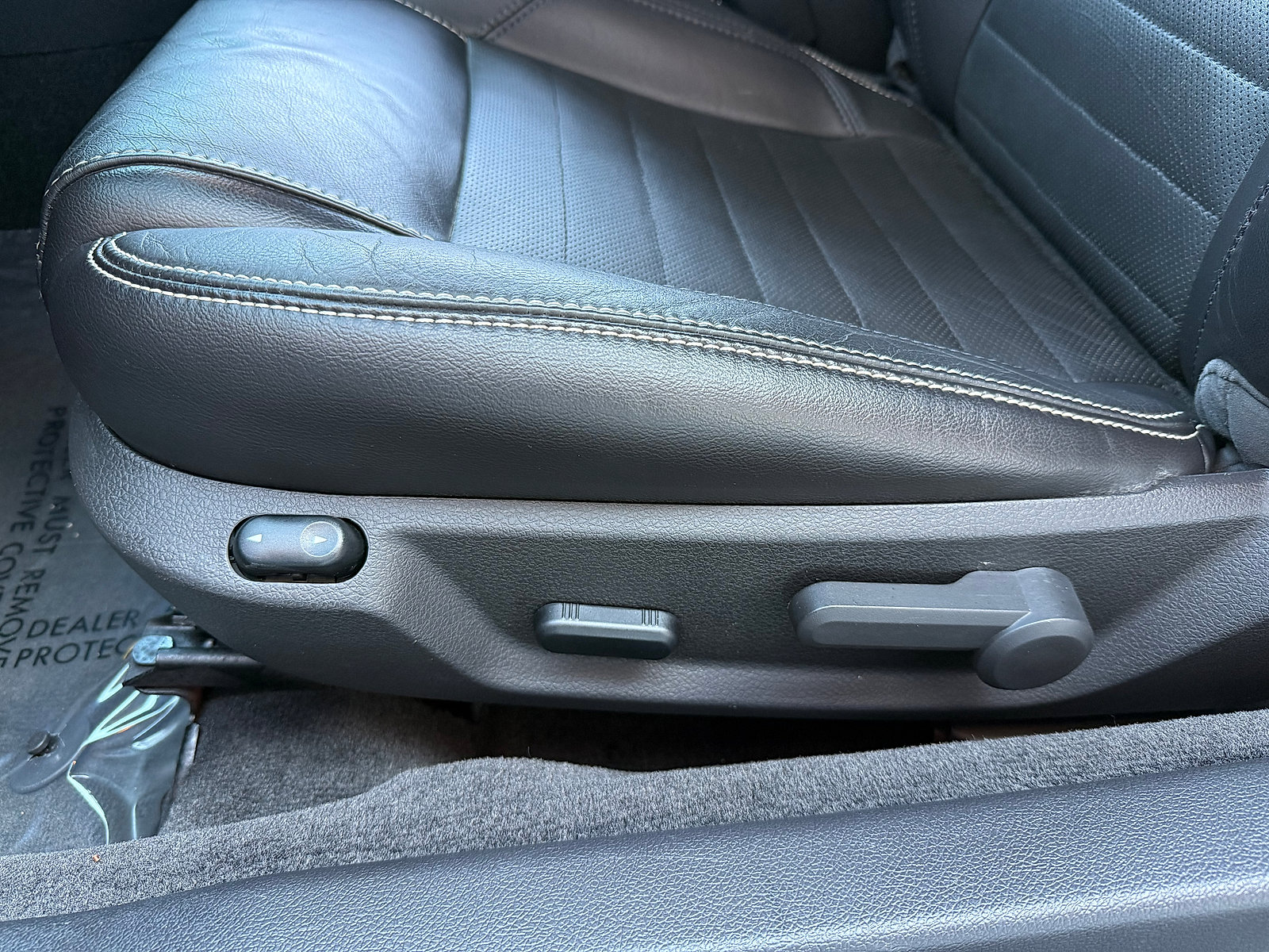 Used 2013 Ford Mustang GT Premium w/ Brembo Brake Pkg image 34