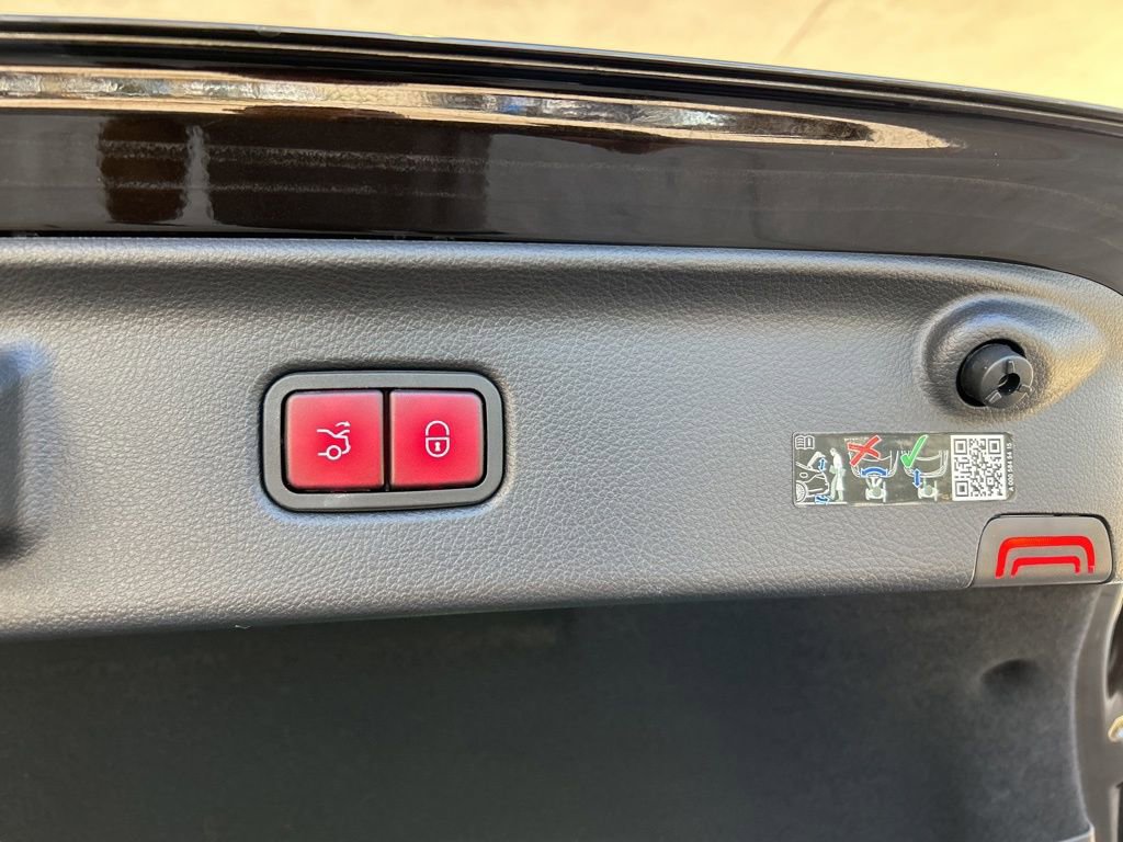 Used 2023 Mercedes-Benz S 580 4MATIC Sedan image 44