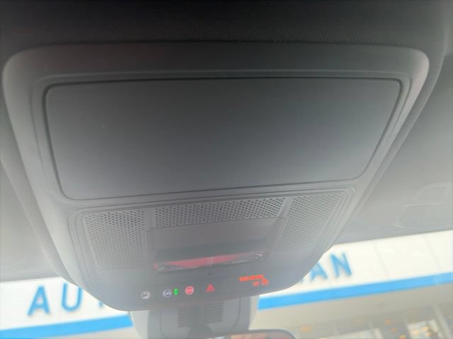 New 2027 GMC Terrain Elevation w/ LPO, Floor Liner Package FWD image 25