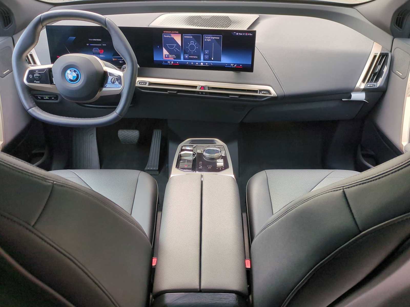 New 2025 BMW iX xDrive50 image 15