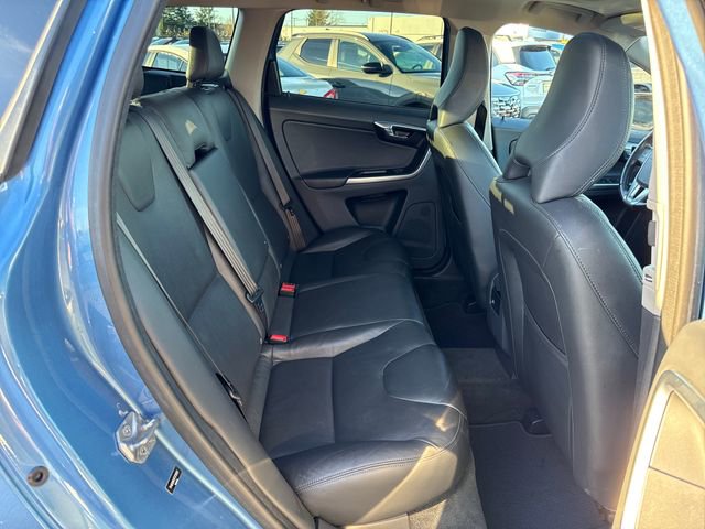 Used 2015 Volvo XC60 T5 image 9